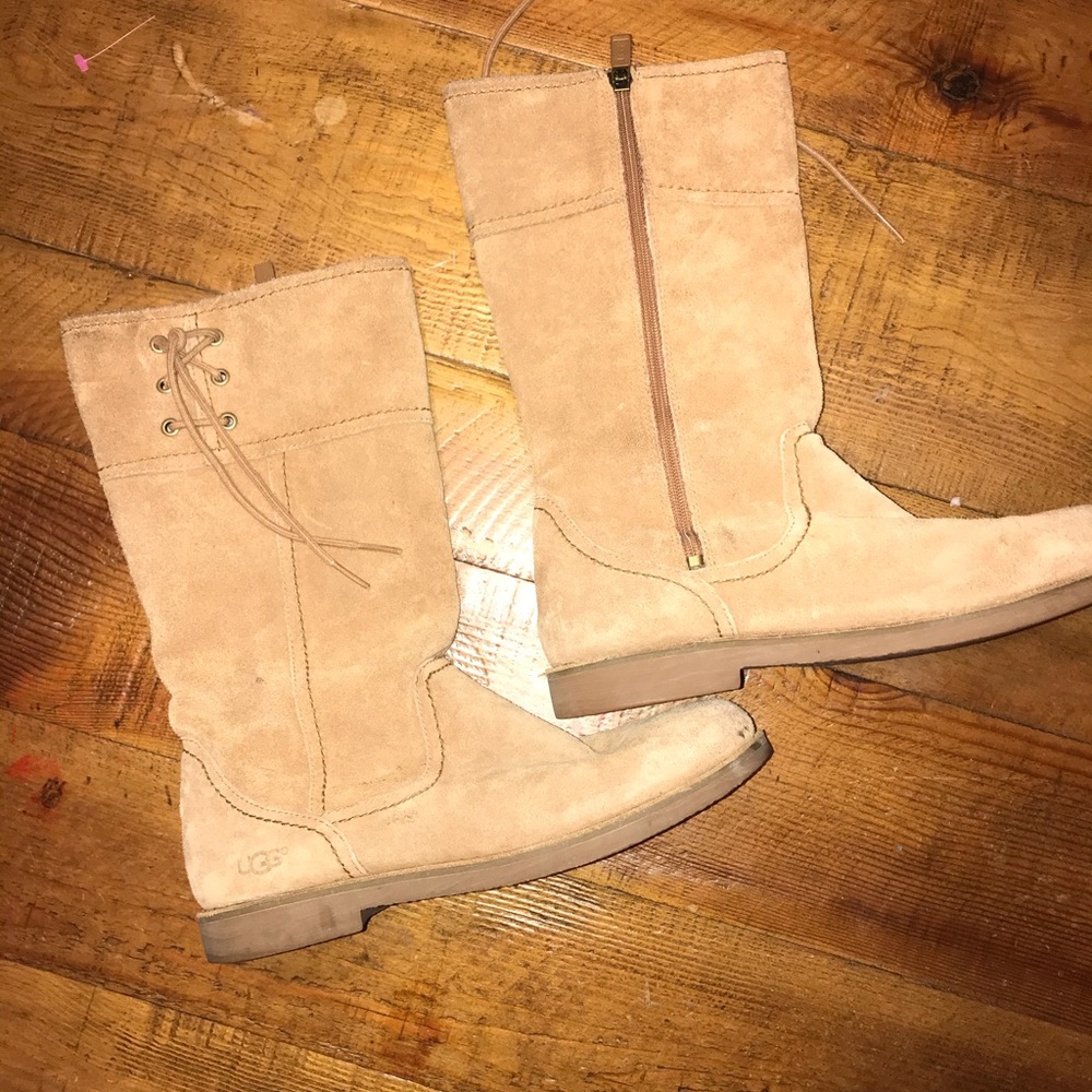 UGG Rayanne zip up lace up tan suede boots size 5